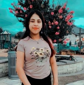 Meet your Posher, Eva